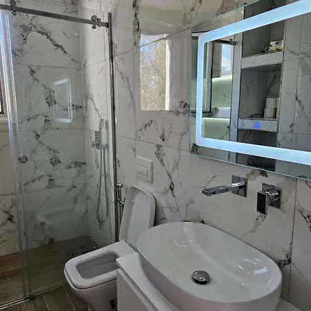 Sea & Sun 公寓 Vlorë