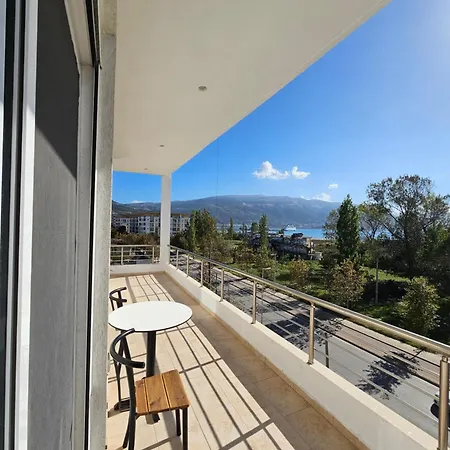 Apartment Sea & Sun Vlorë