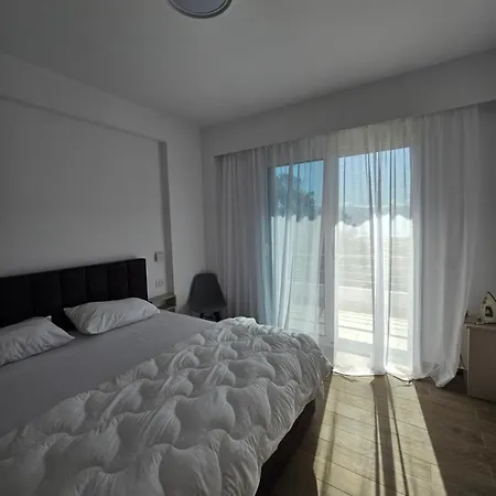 Sea & Sun * Vlorë